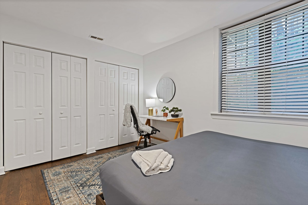 Unutarnji prostori, uređenje doma, namještaj, krevet, spavaća soba