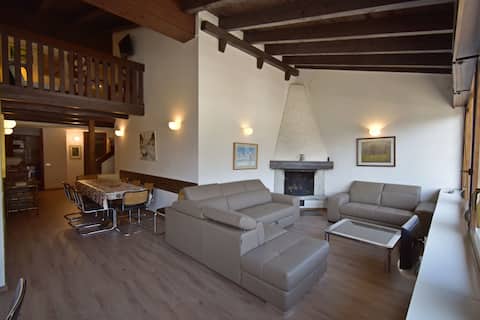 Annuncio Airbnb popolare: 5 Laghi Apartment MhD a Pinzolo