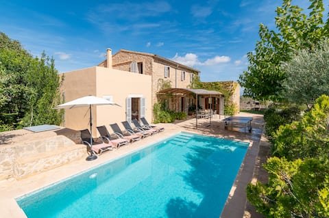 Villa La Corbaia by Sealand Villas