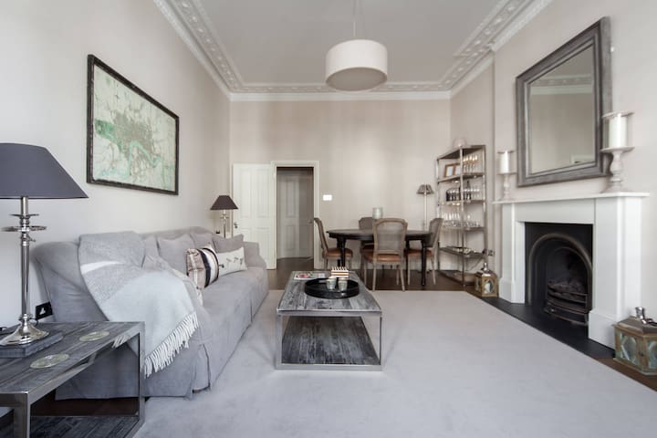 Cathcart Road IV by onefinestay