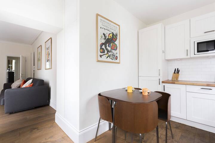 Colville Road III by onefinestay gallery image 5