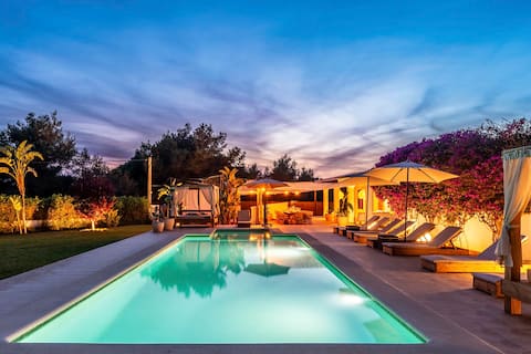 Shavasana - Bohemian Villa for Large Groups