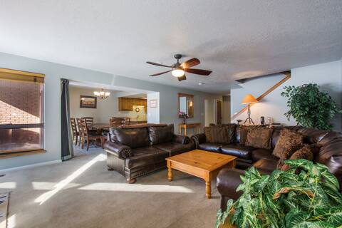 Park West Town Home 3987: 5 Bed Private Hot Tub