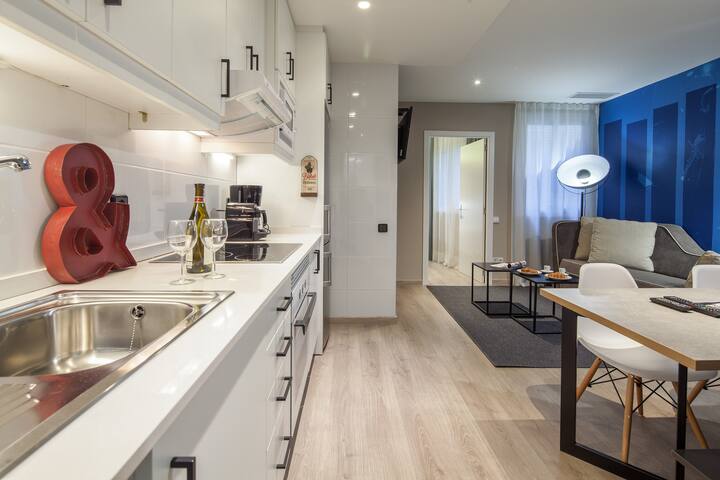 2 bedroom apartment next to Sagrada Familia gallery image 5