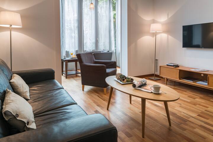 Amazing 3 bedroom near Pl Catalunya gallery image 3