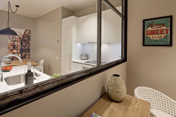 Amazing apartment with terrace gallery image 4