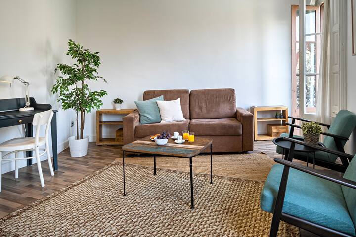 Cozy apartment up to 6 guests gallery image 2