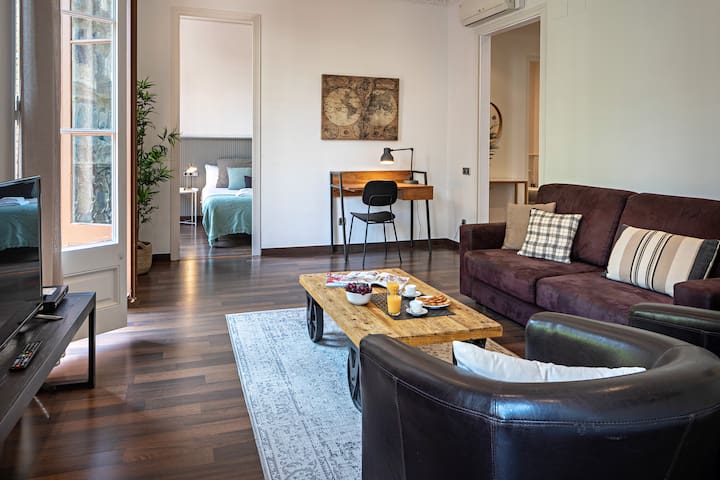 Eixample Diagonal amazing 2 bedroom gallery image 4