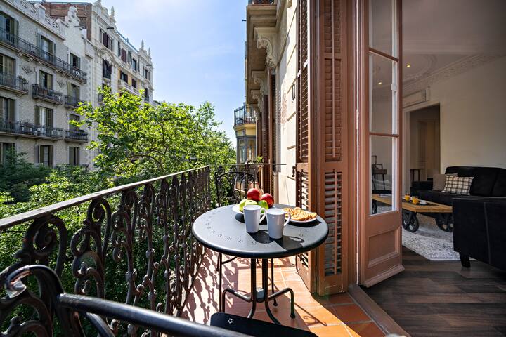 Eixample Diagonal amazing 2 bedroom gallery image 5