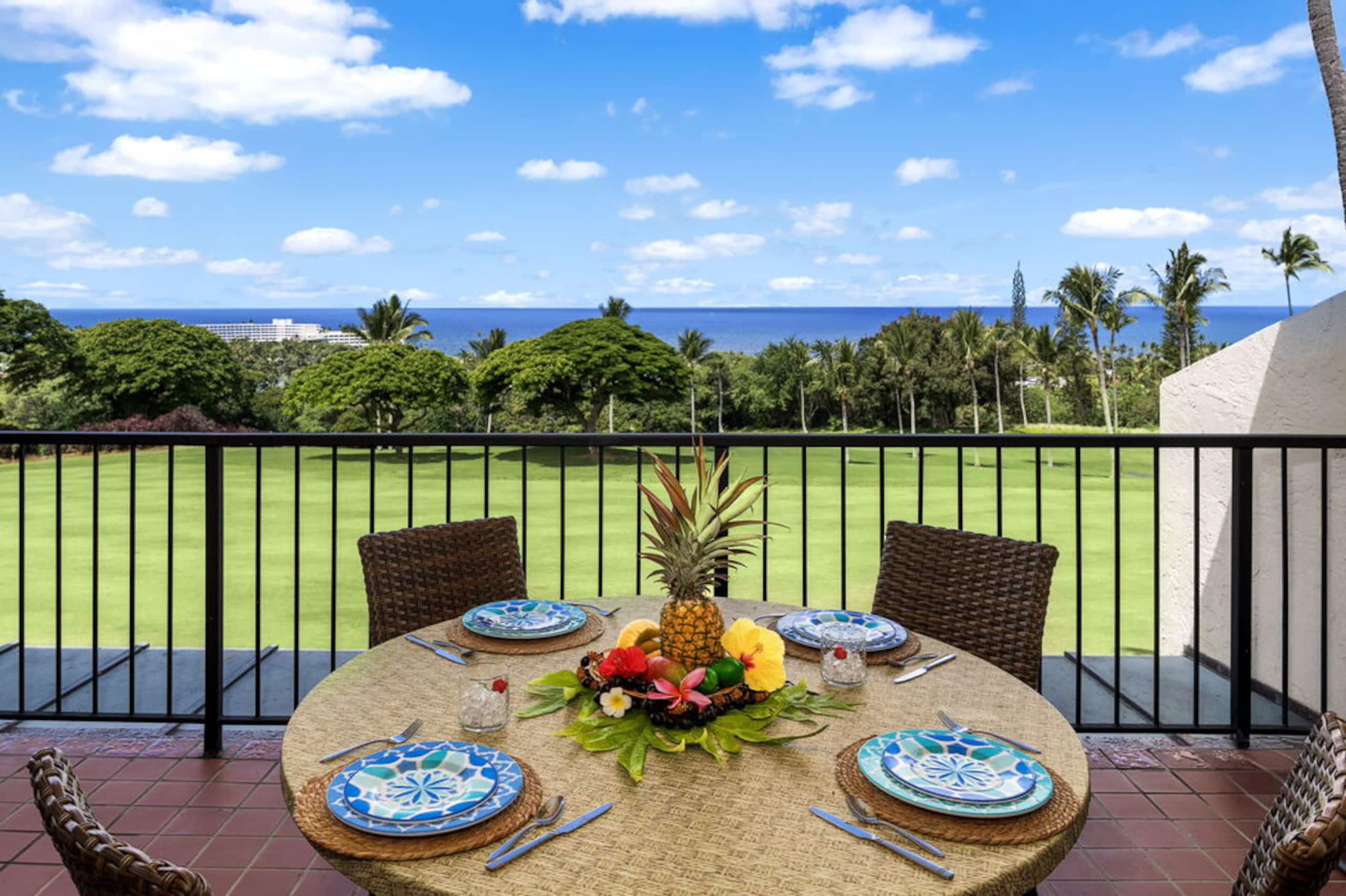 Condo in Kailua-Kona · ★4.88 · 3 bedrooms · 4 beds · 3 baths - Image 1
