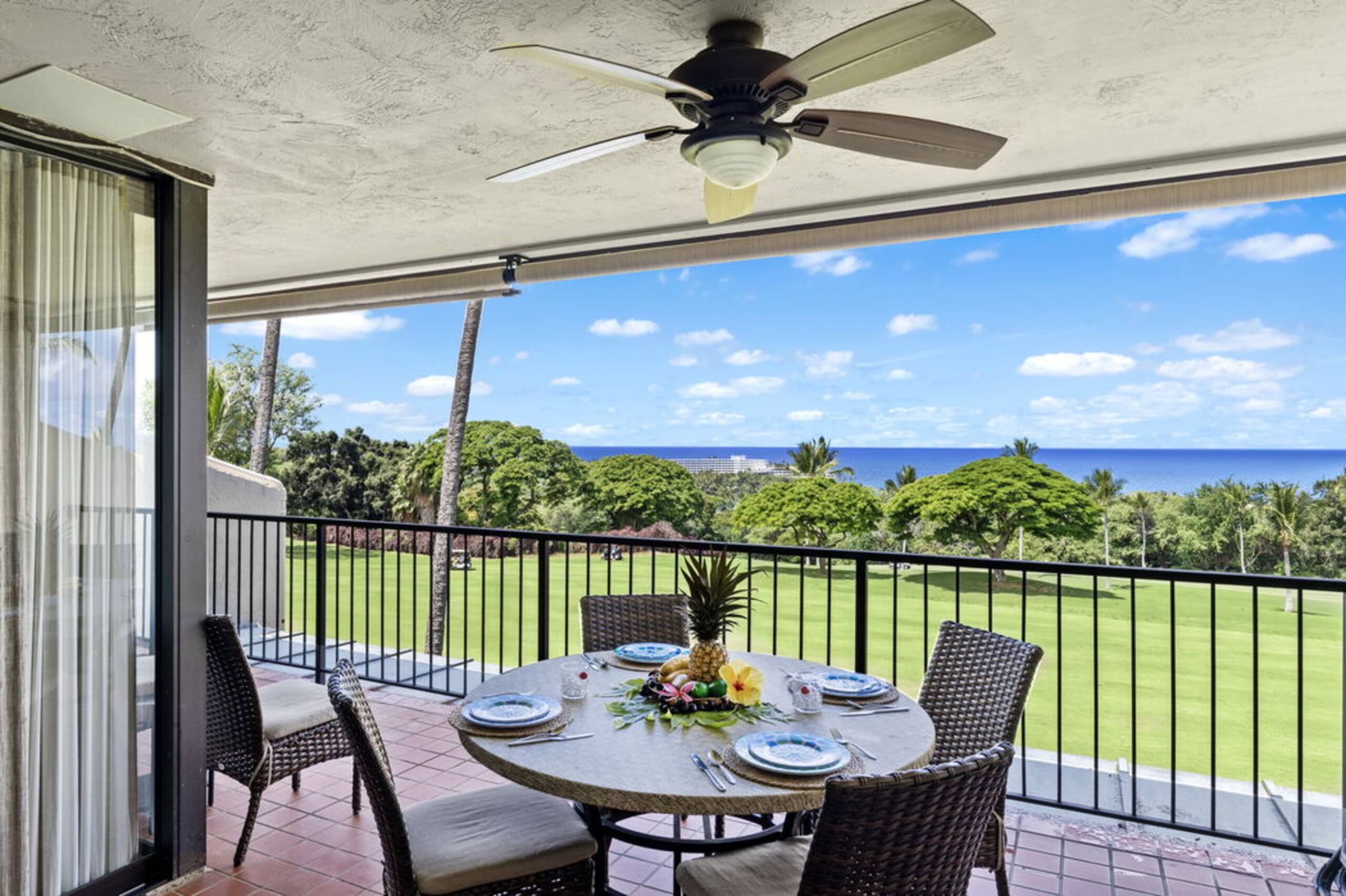 Condo in Kailua-Kona · ★4.88 · 3 bedrooms · 4 beds · 3 baths - Image 26