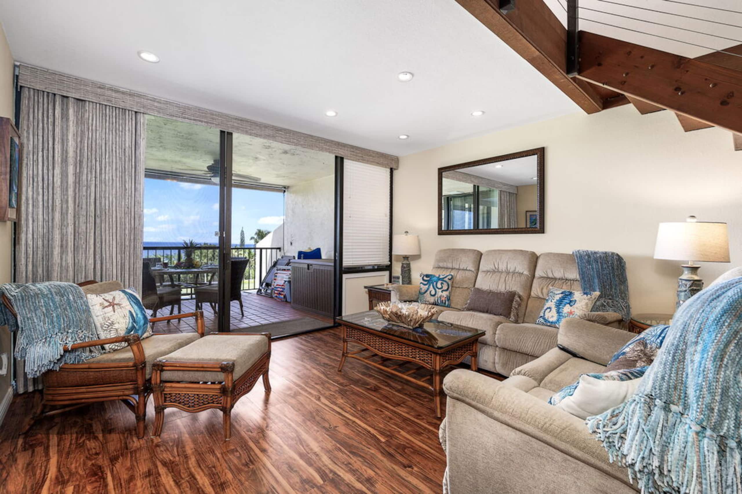 Condo in Kailua-Kona · ★4.88 · 3 bedrooms · 4 beds · 3 baths - Image 4