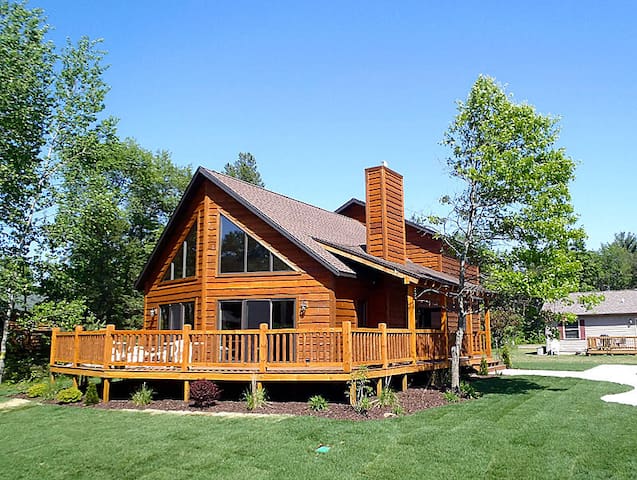 Spring Brook Vacation Home Resorts managed Airbnb listing 2