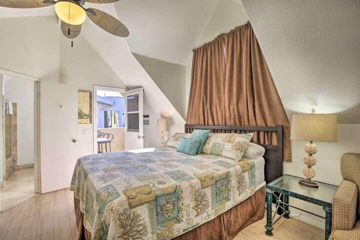 Pacific View- 3 Story, Steps to Beach, Cozy Home! gallery image 4