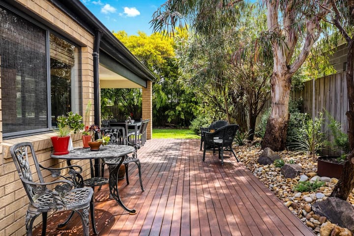 Surfside Getaway In Picturesque Inverloch - Wonthaggi