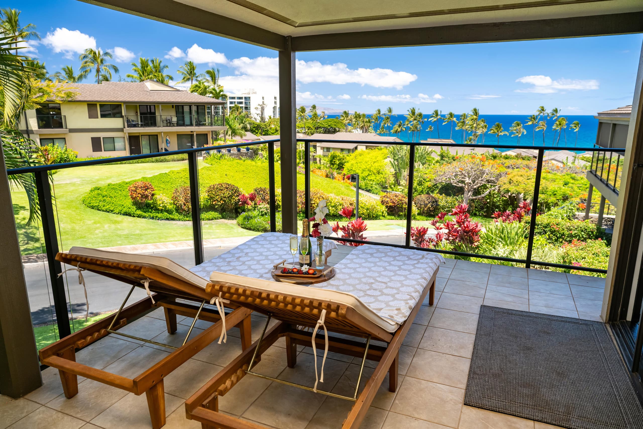 Condo in Kihei · ★4.92 · 2 bedrooms · 4 beds · 2 baths - Image 1