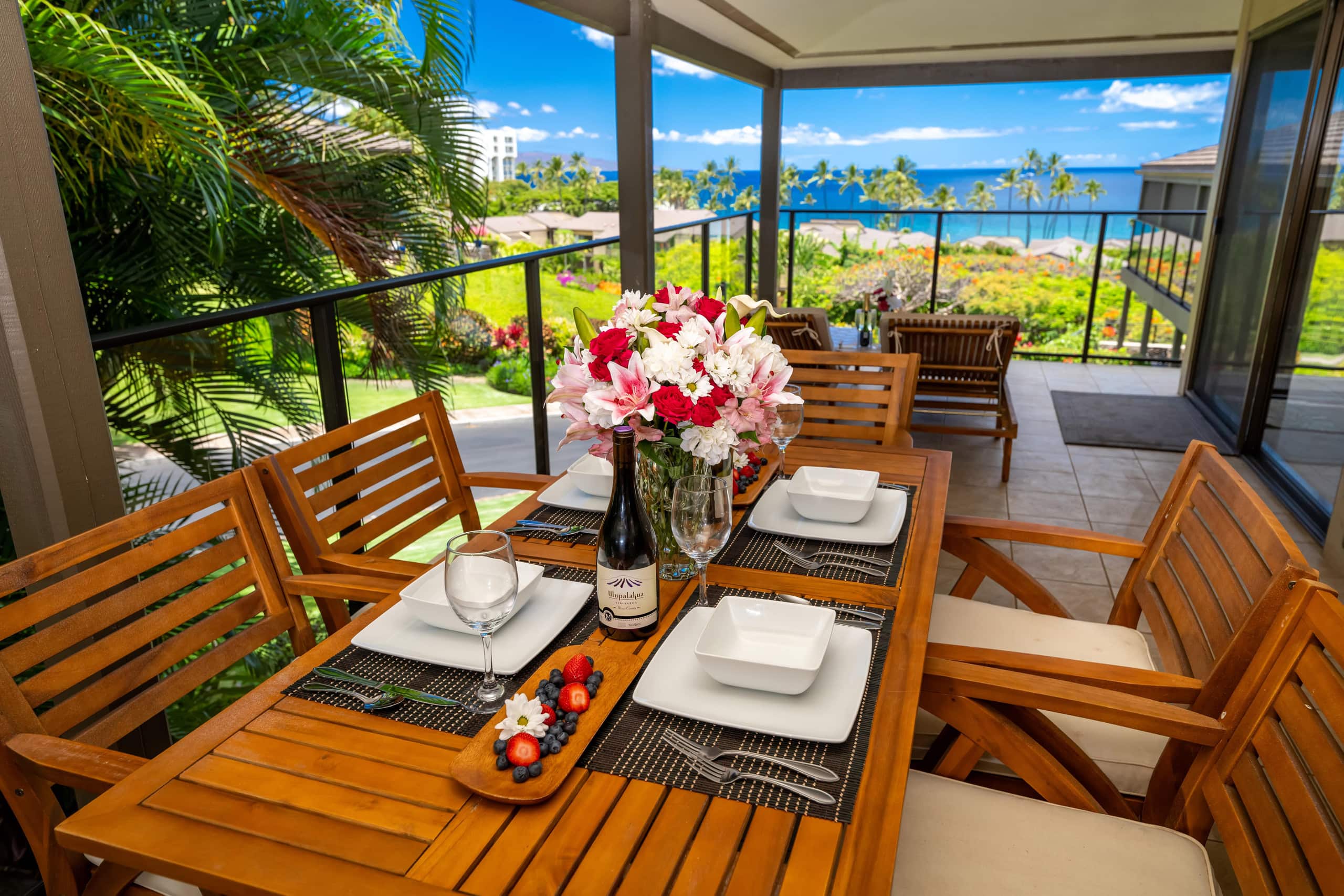 Condo in Kihei · ★4.92 · 2 bedrooms · 4 beds · 2 baths - Image 2