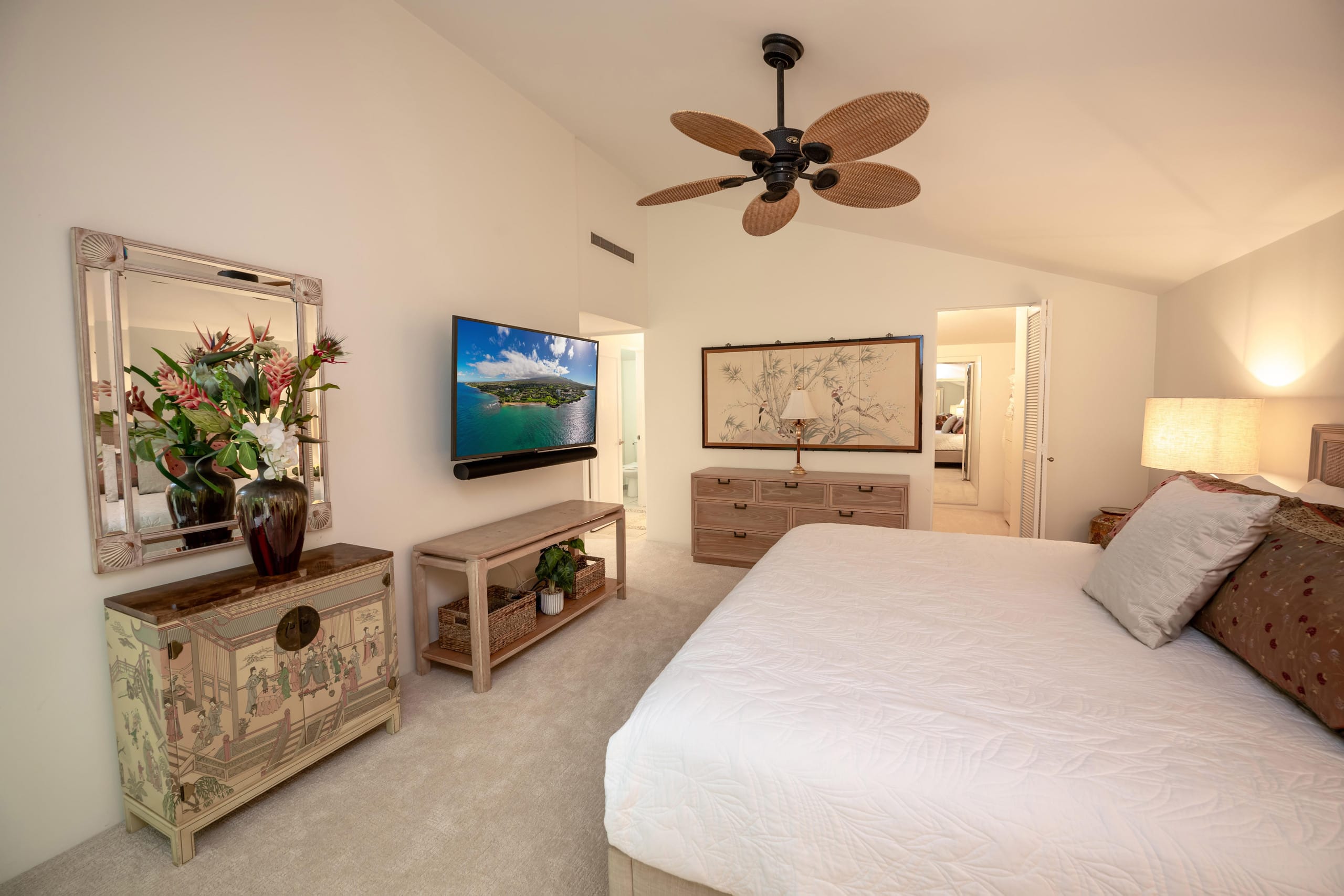 Condo in Kihei · ★4.92 · 2 bedrooms · 4 beds · 2 baths - Image 35