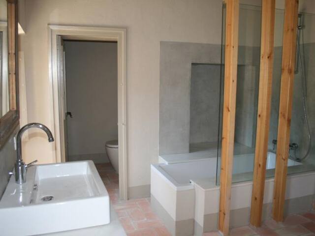 House Castell Peratallada gallery image 2