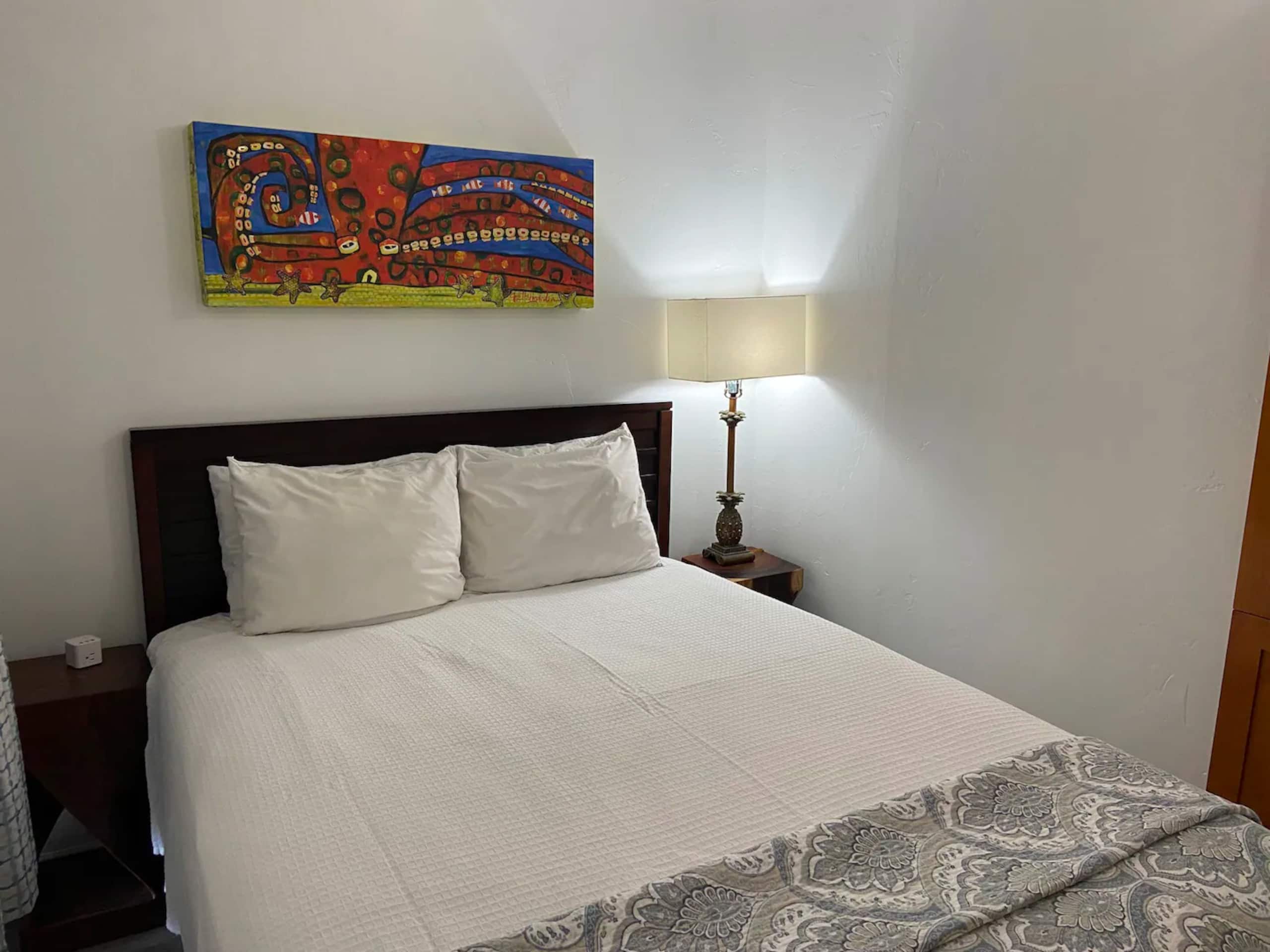 Condo in Lahaina · ★4.83 · 1 bedroom · 2 beds · 1 private bath - Image 6