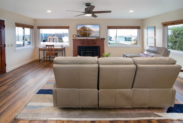 Incredible Home W/large Deck, Easy Beach Access! - 卡盧科斯