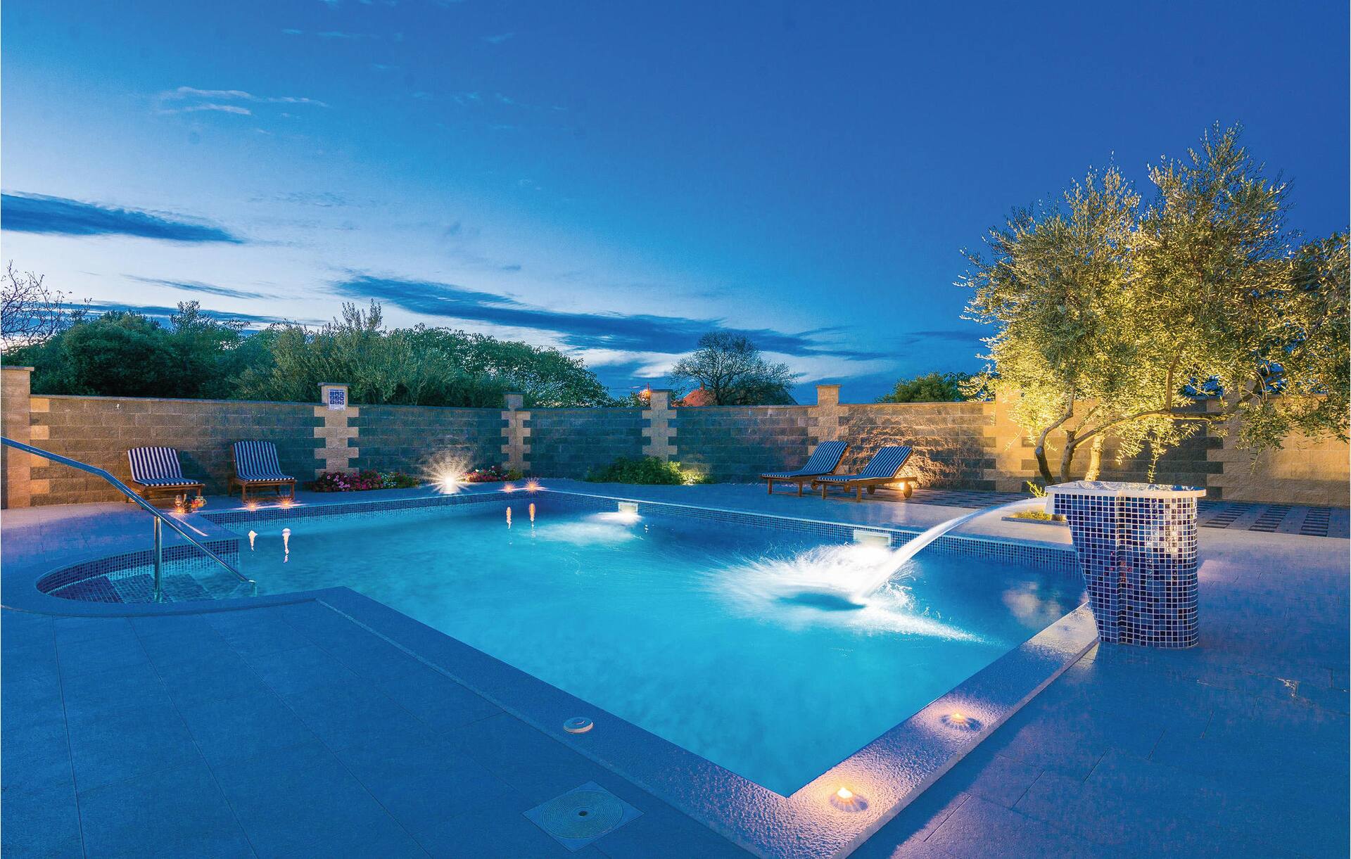 Awesome Apartment In Biograd Na Moru