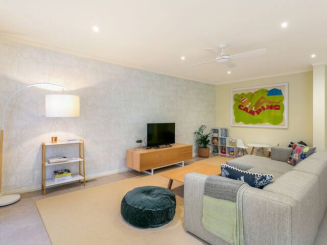 Sandborne Moments to the Sand gallery image 5