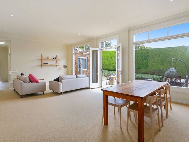 Sandborne Moments to the Sand gallery image 3