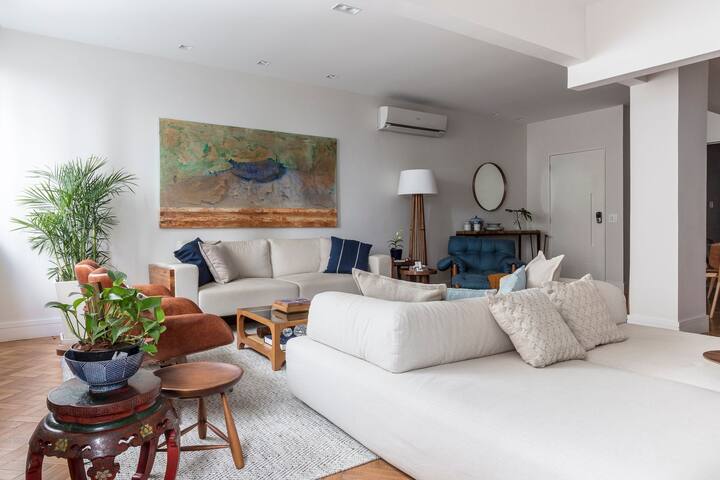 Leblon | Casual, Comfortable, 2 Min. from the Sea gallery image 4