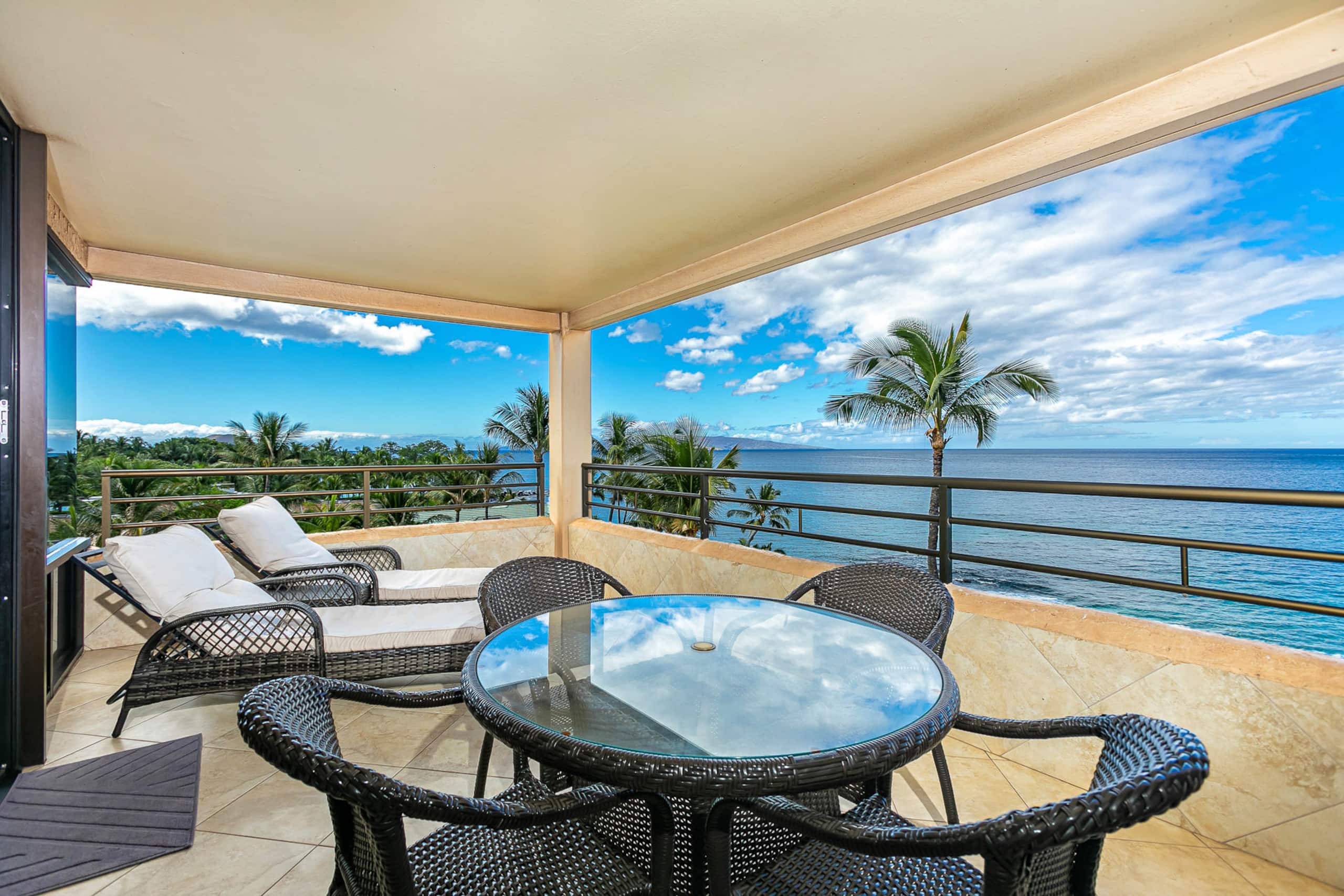 Condo in Kihei · ★5.0 · 2 bedrooms · 3 beds · 2 baths - Image 2