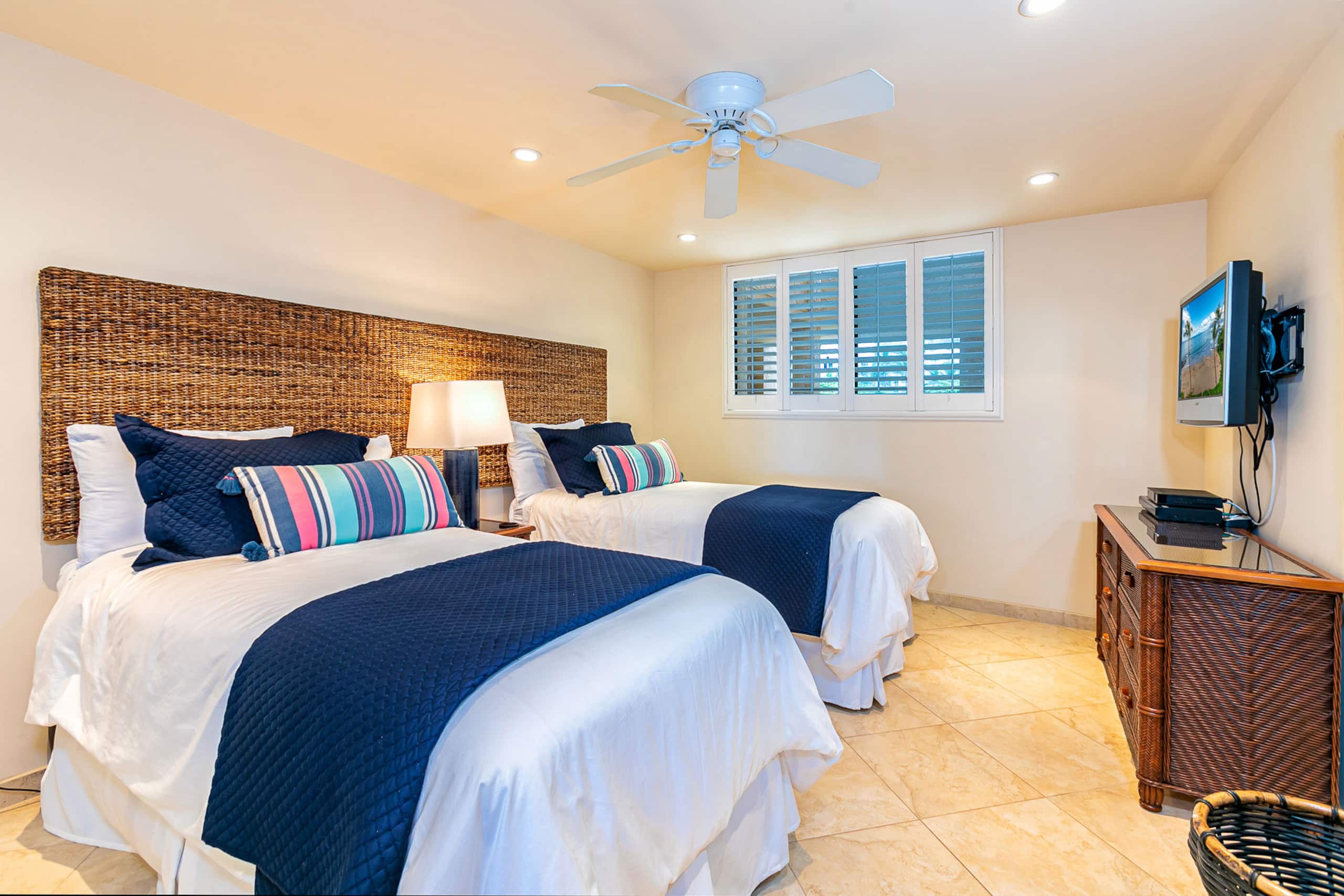 Condo in Kihei · ★5.0 · 2 bedrooms · 3 beds · 2 baths - Image 26