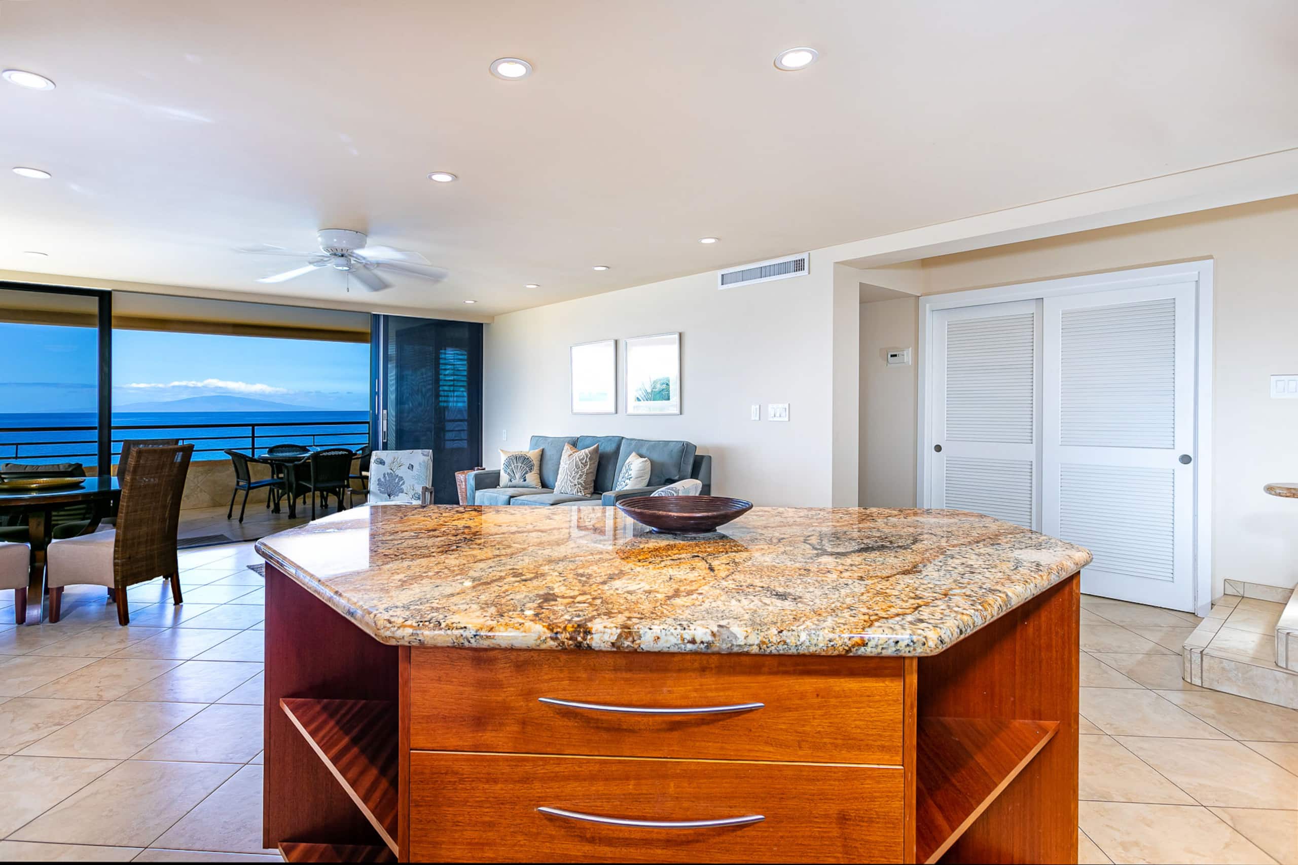 Condo in Kihei · ★5.0 · 2 bedrooms · 3 beds · 2 baths - Image 15