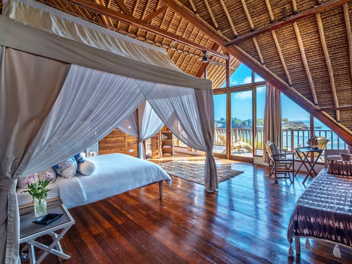 Voyage - วิวสวยงามจากห้องสวีทมหาสมุทรชั้นลอย