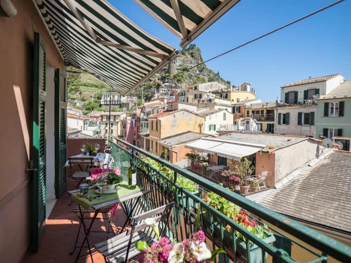 Appartamento Recanissu con balcone e aria condizionata - Appartamenti in  affitto a Vernazza, Italia - Airbnb