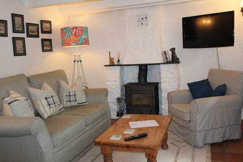 Ginentonic Cottage St Keverne