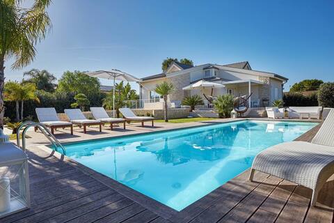 Villa Giame CaseSicule - Heated Pool