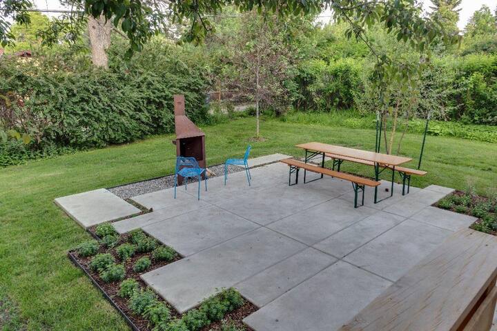 Bozeman Spruce House-Fabulous historic Bozeman hom gallery image 5