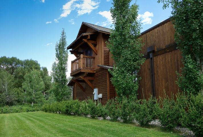 Legends Townhouse-Luxury Townhouse Near Bozeman an gallery image 4
