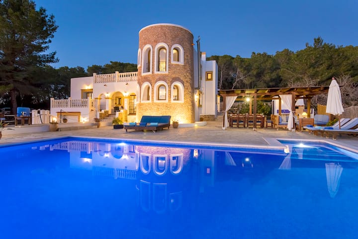 Villa in Ibiza with infinity pool - Can Señora