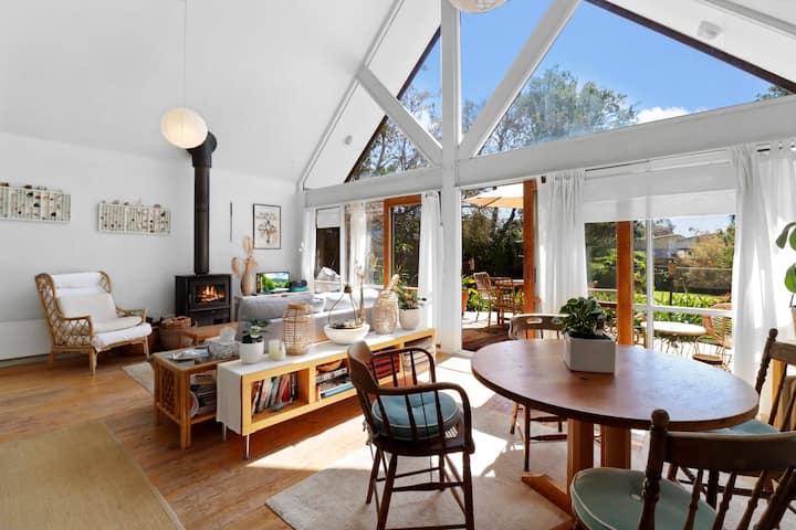 Whispering Pines - Geelong
