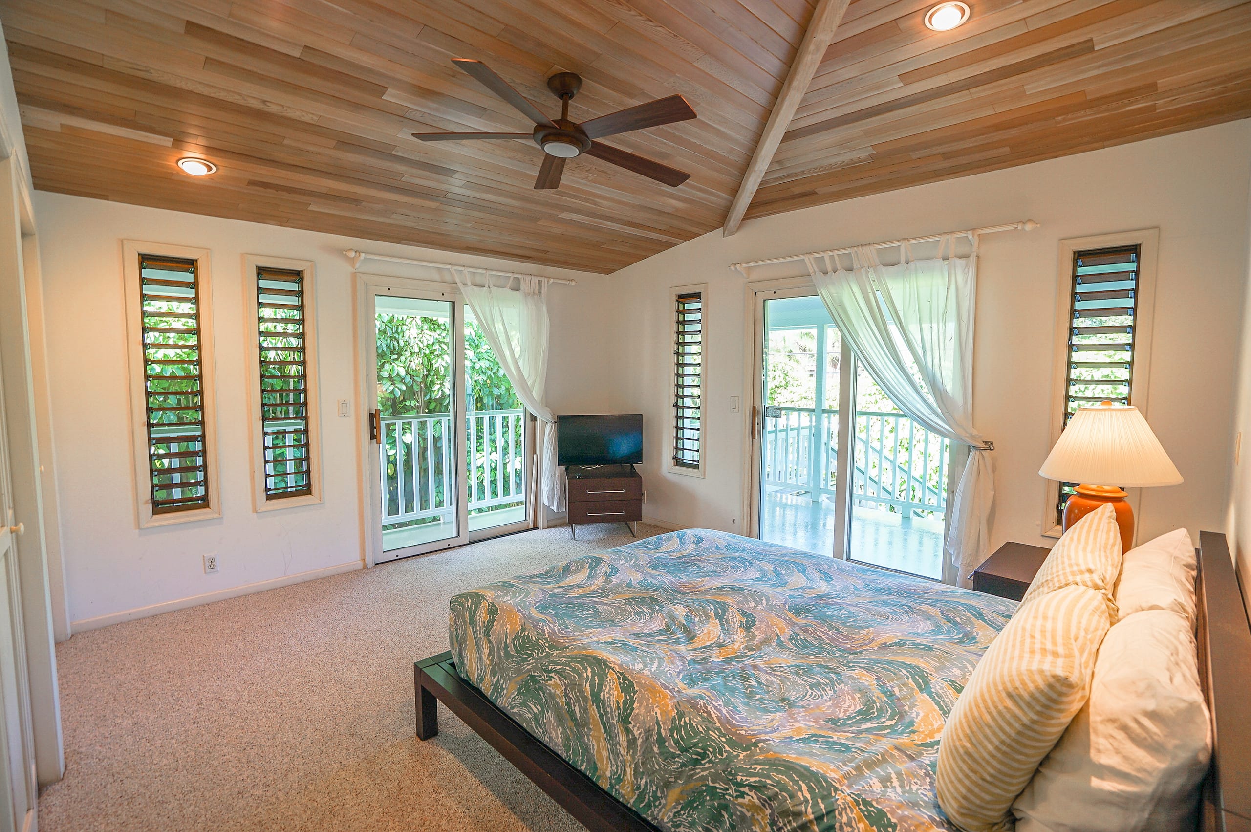 Home in Hanalei · ★4.96 · 5 bedrooms · 6 beds · 3 private baths - Image 30