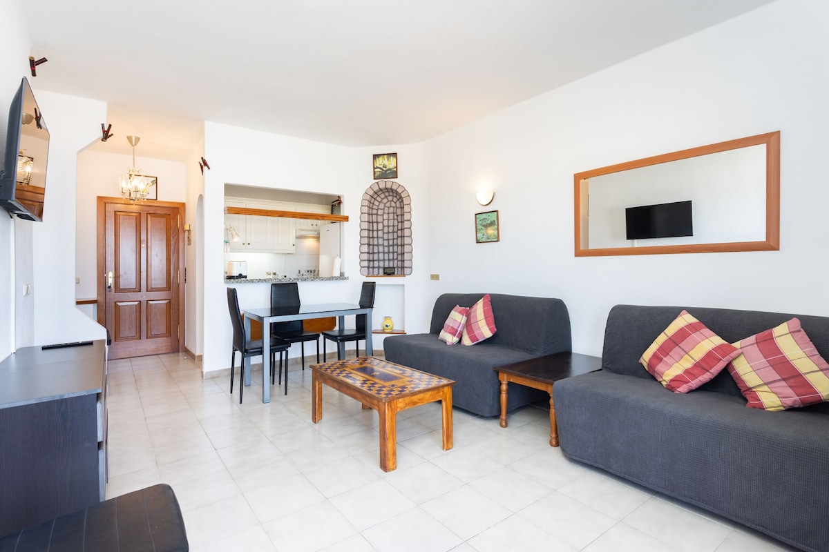 Living room, Decorative detail