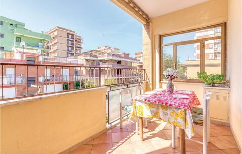 Gorgeous apartment in Ladispoli (RM) with WiFi