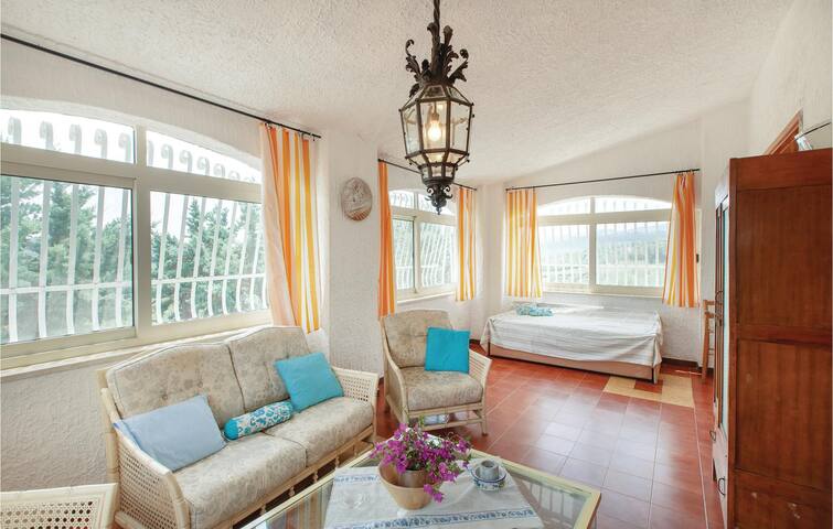 Morgi gallery image 3