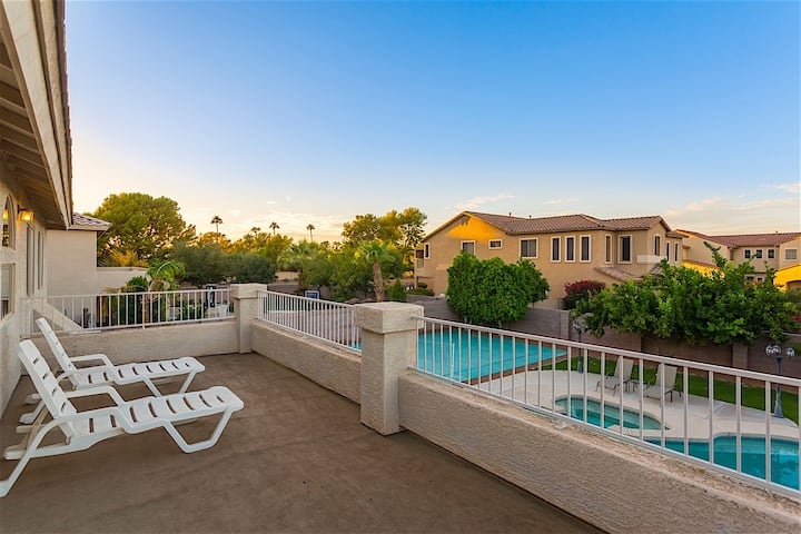 Litchfield Manor Spectacular 6BR, Pool - Arizona