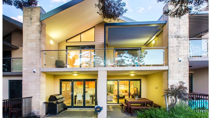 Surfside 9: In the Idyllic Yallingup Beach Scene