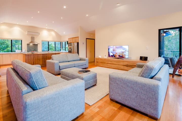 Innisfree—Tranquil Stilted Retreat Near Yallingup