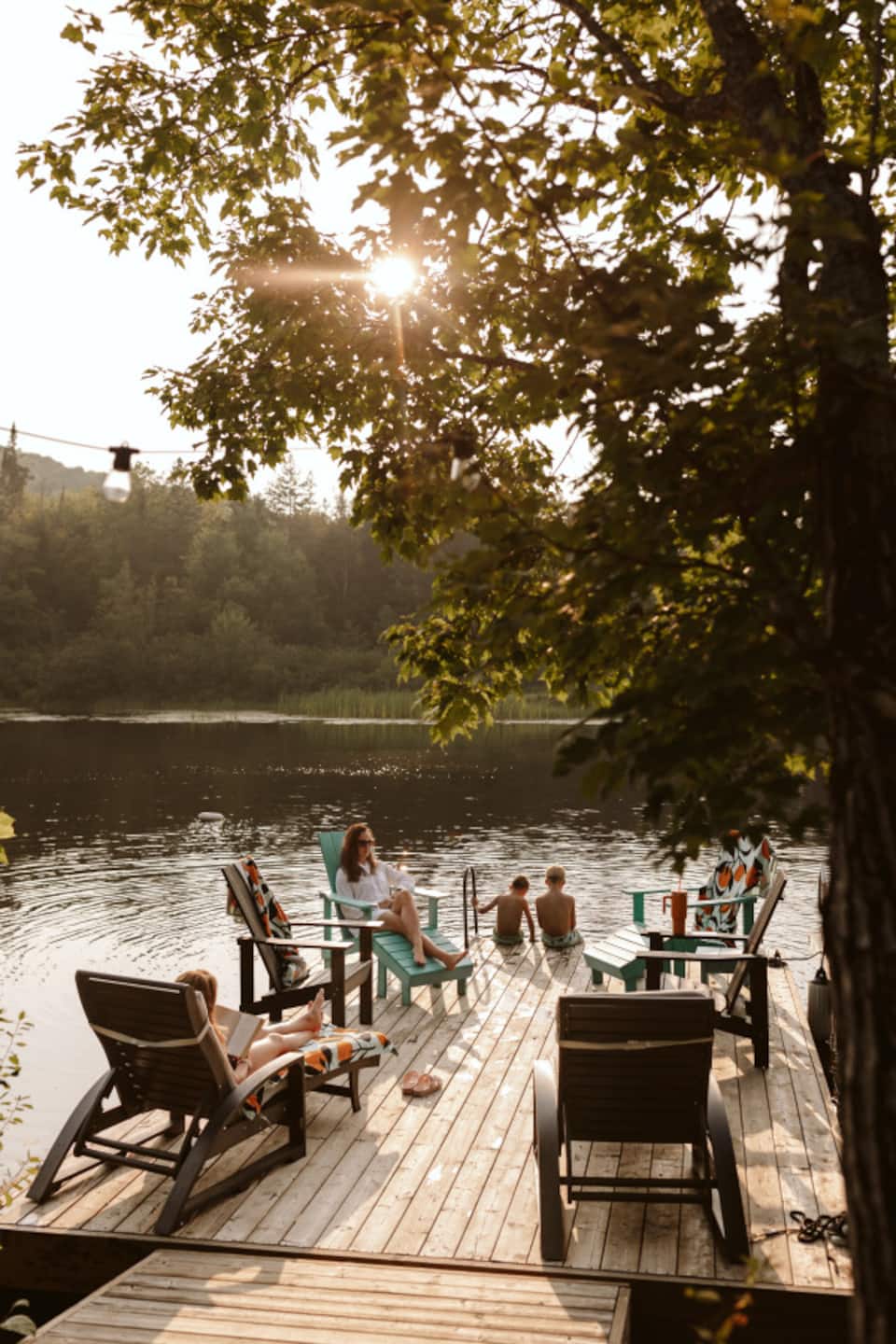 A Scandinavian cottage on the Muskoka River, Huntsville, Ontario, Canada, photo 4 of 10