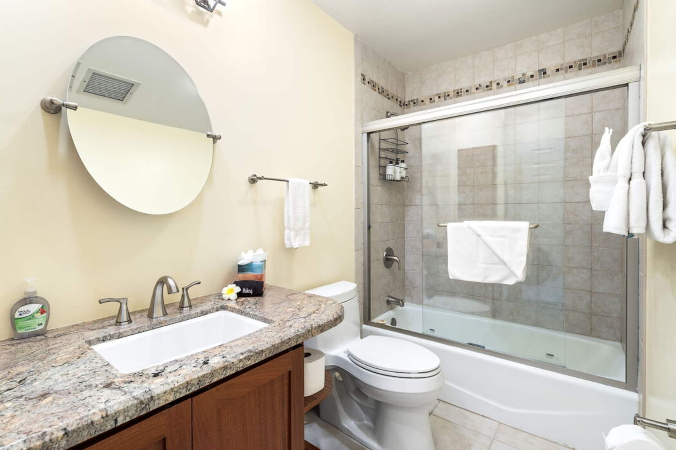 Condo in Kailua-Kona · ★5.0 · 2 bedrooms · 3 beds · 3 baths - Image 19