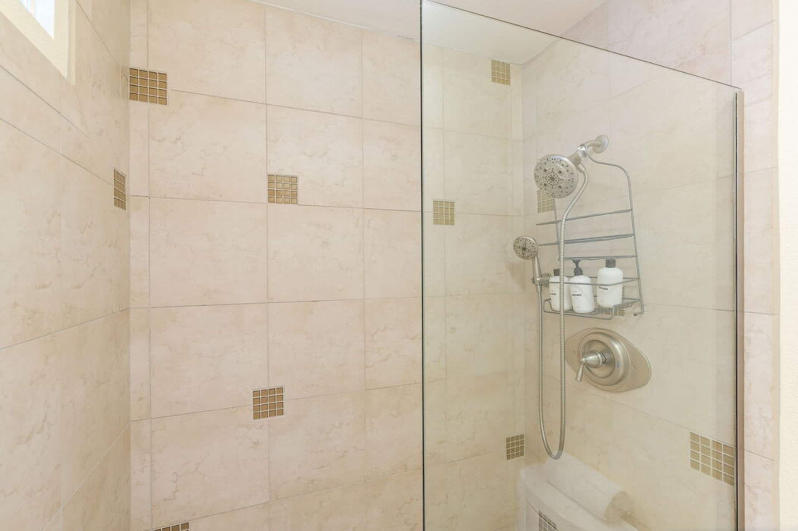 Condo in Kailua-Kona · ★5.0 · 2 bedrooms · 3 beds · 3 baths - Image 18